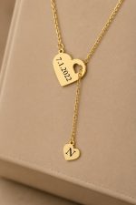 ⁦Personalized Heart Necklace with Date & Initial⁩ - الصورة ⁦6⁩